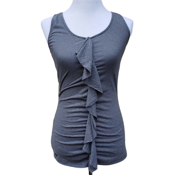 Converse - Picture 1 of 4